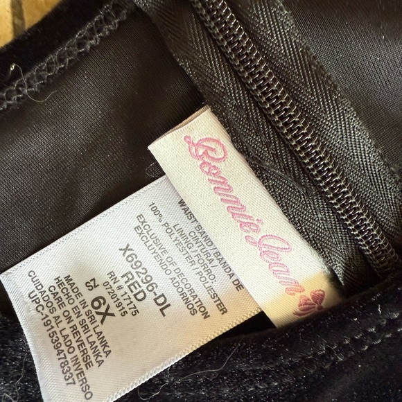 Bonnie Jean, little girl 6X red and black dress excellent condition - Picture 10 of 12